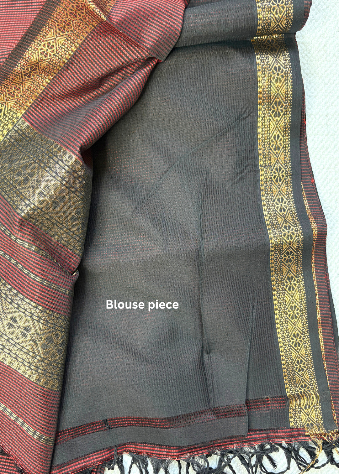 Maroon Garbhreshami Maheshwari