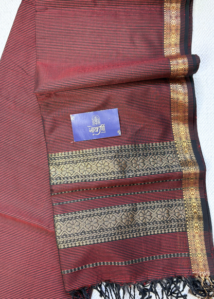 Maroon Garbhreshami Maheshwari