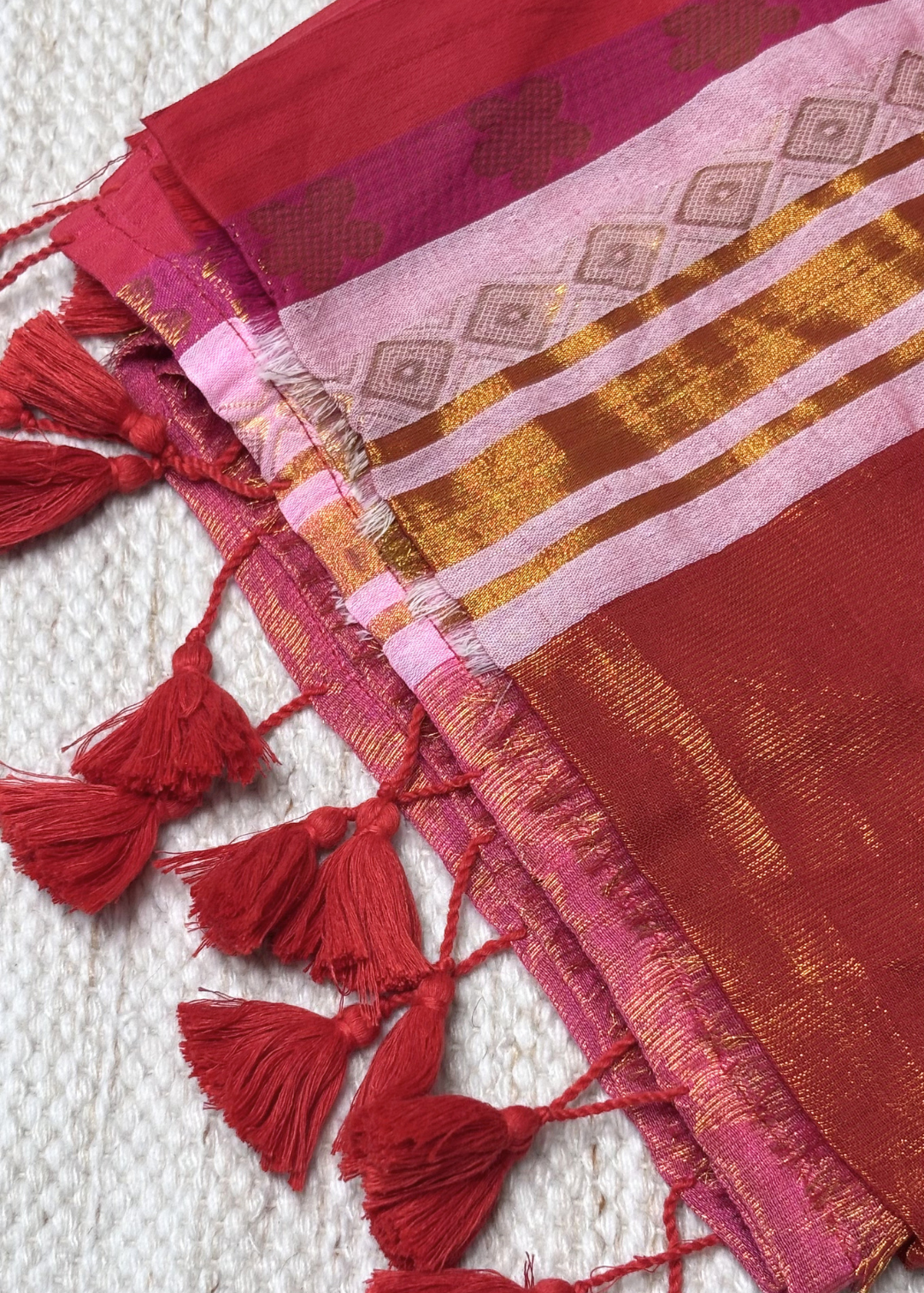 Dhoop Chav Red Pink Partyware Mul Cotton