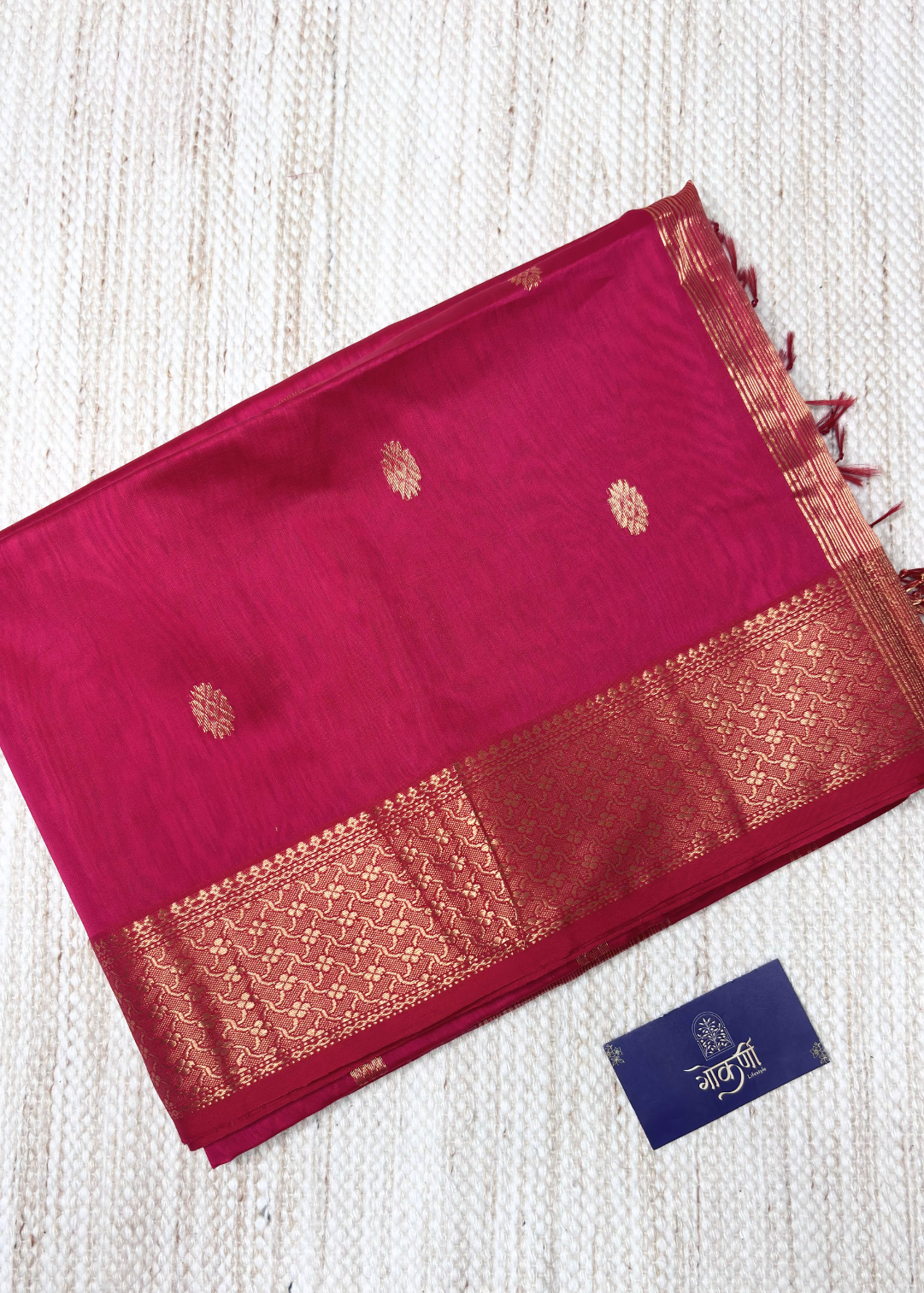 Rani Pink Rudraksh Butti Maheshawri