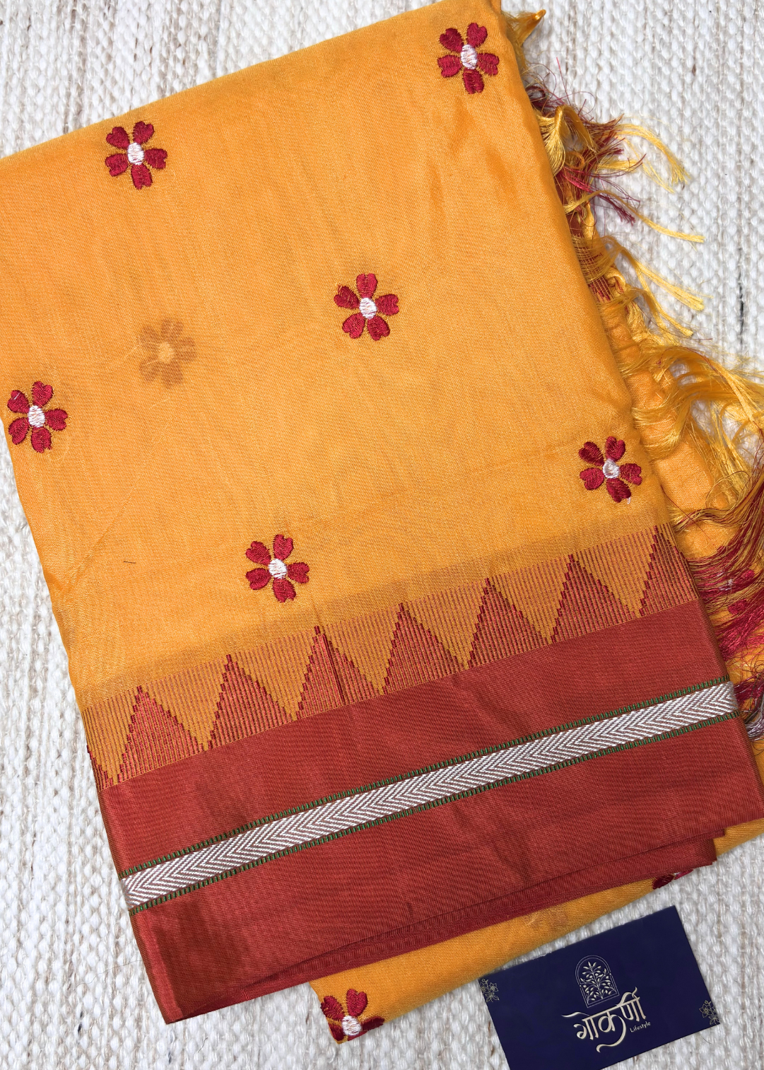 Yellow Sadafuli with Red Contrast