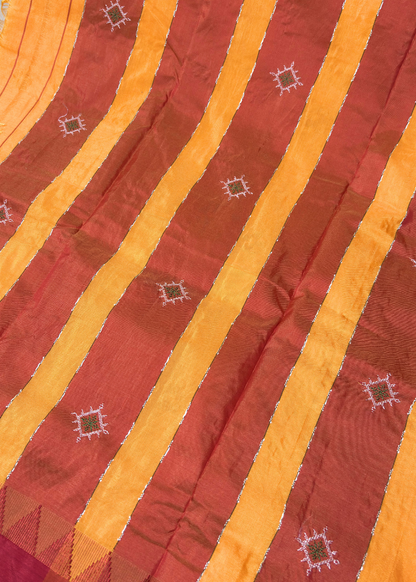 Yellow Sadafuli with Red Contrast