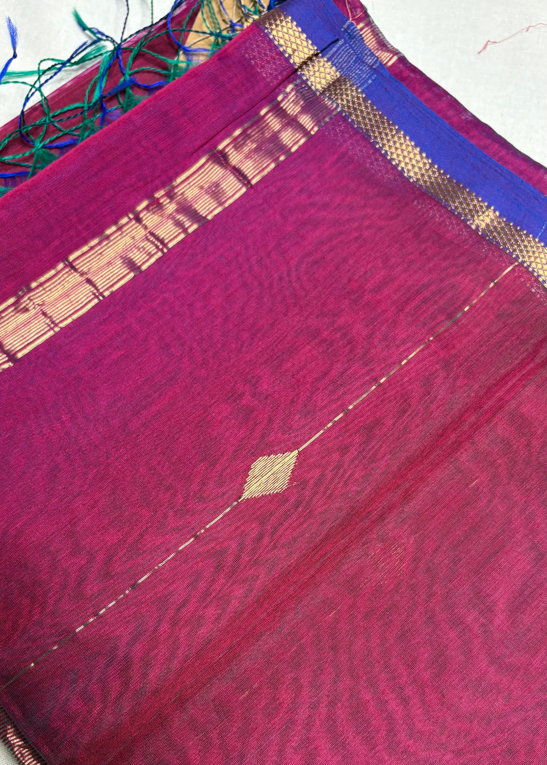 Dual Shade Pink Diamond Butti - Chatai Border Maheshwari