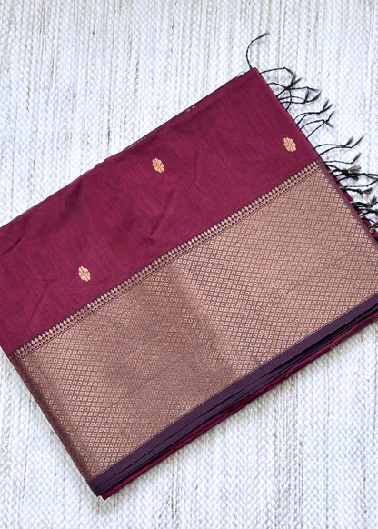 Maroon Surajmukhi Butti Maheshwari