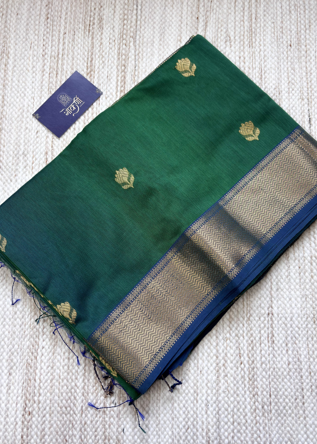 Dhoop Chav Green Lotus Butti Maheshwari