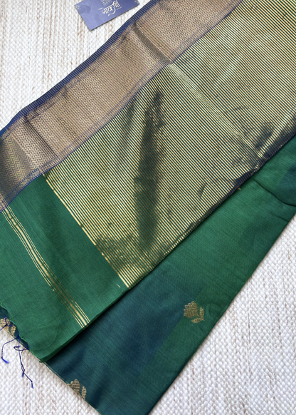 Dhoop Chav Green Lotus Butti Maheshwari