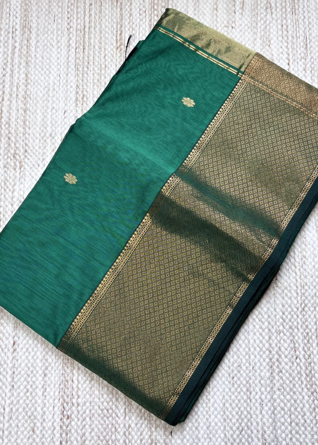 Bottle Green Surajmukhi Butti Maheshwari