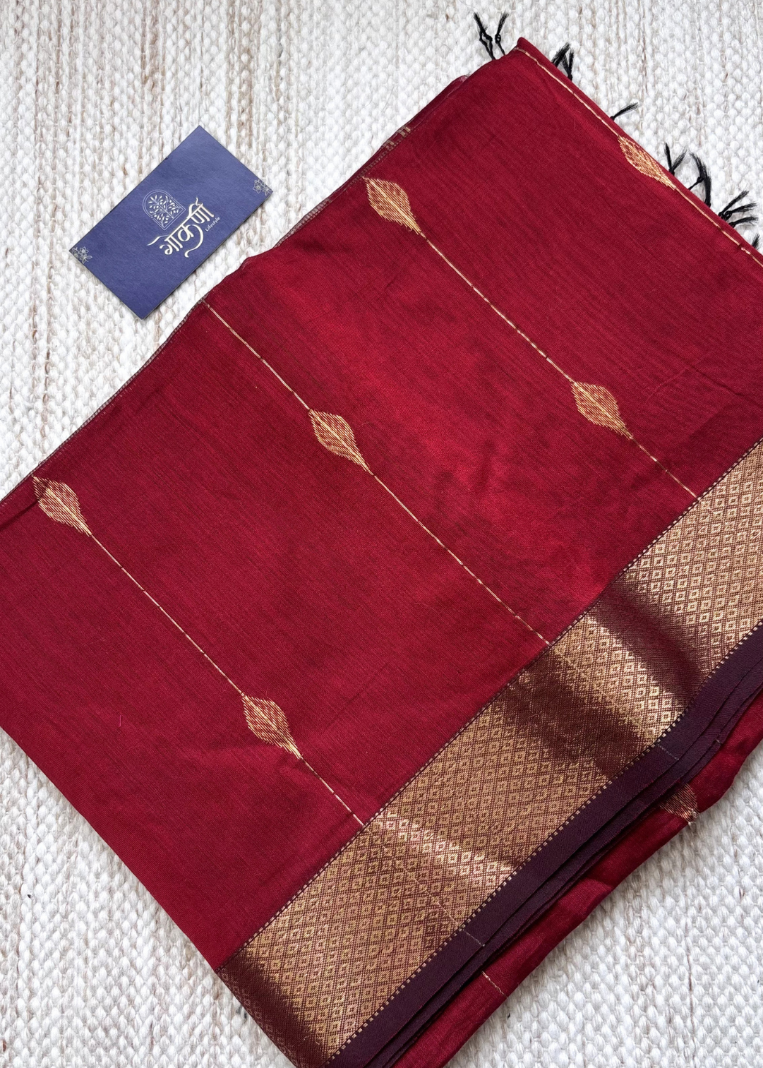 Maroon Patta Butti Maheshwari