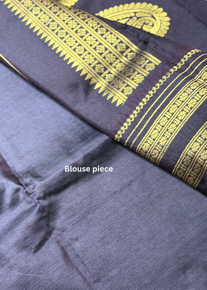 Coffee Brown Narayanpeth